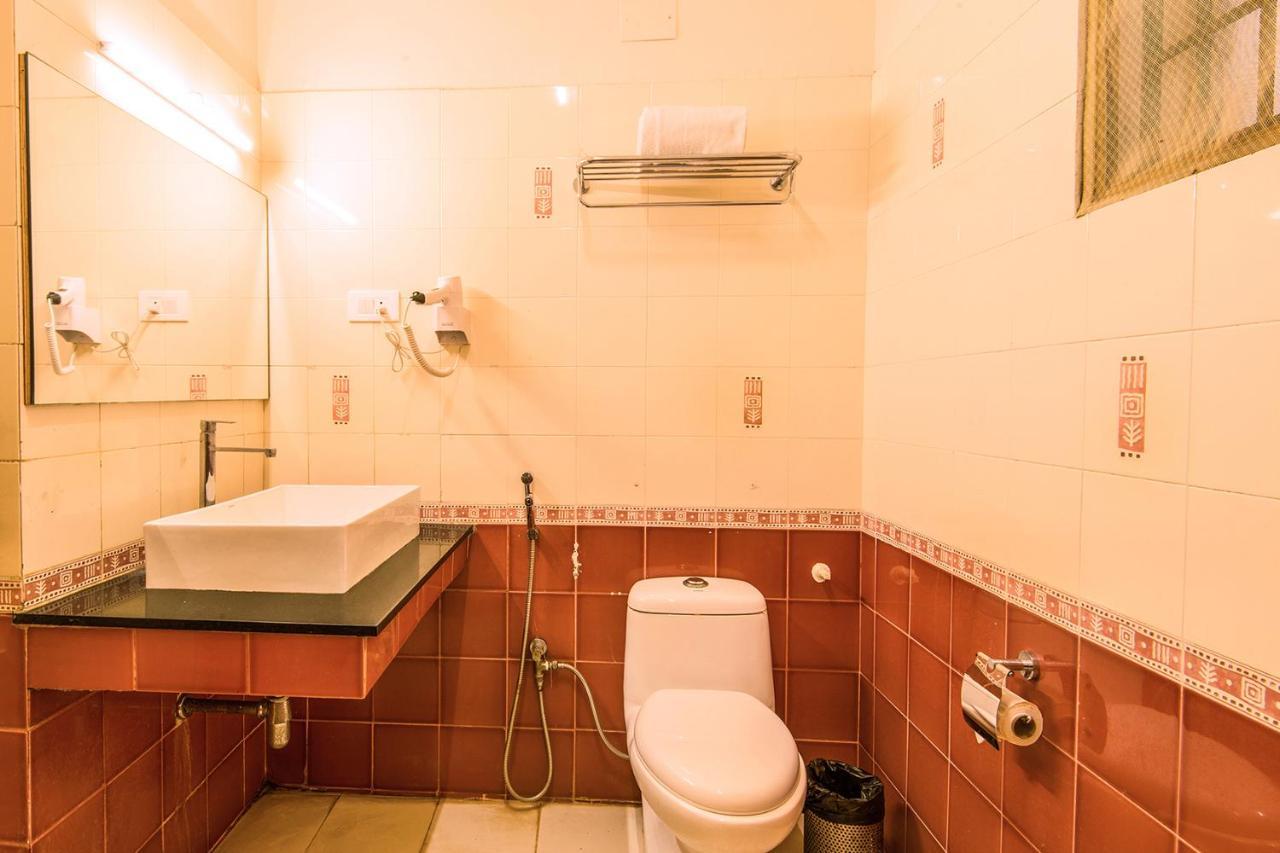 Fabhotel Blossoms Service Apartment - T Nagar 첸나이 외부 사진